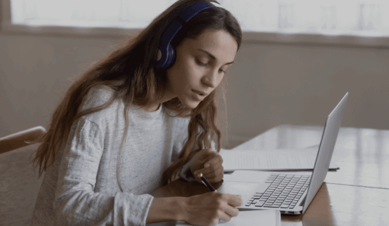 1005 Business English Conversation Course (50 hours)